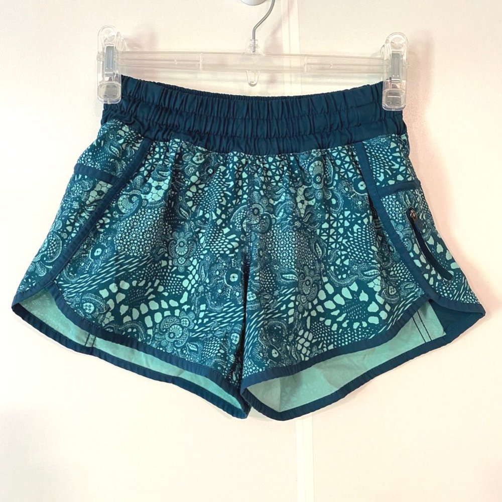 Lululemon Tracker Shorts Teal Pretty Lace Bali 4